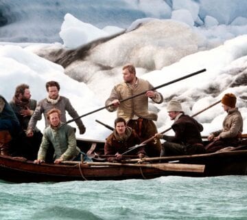 بررسی فیلم نوا زمبلا